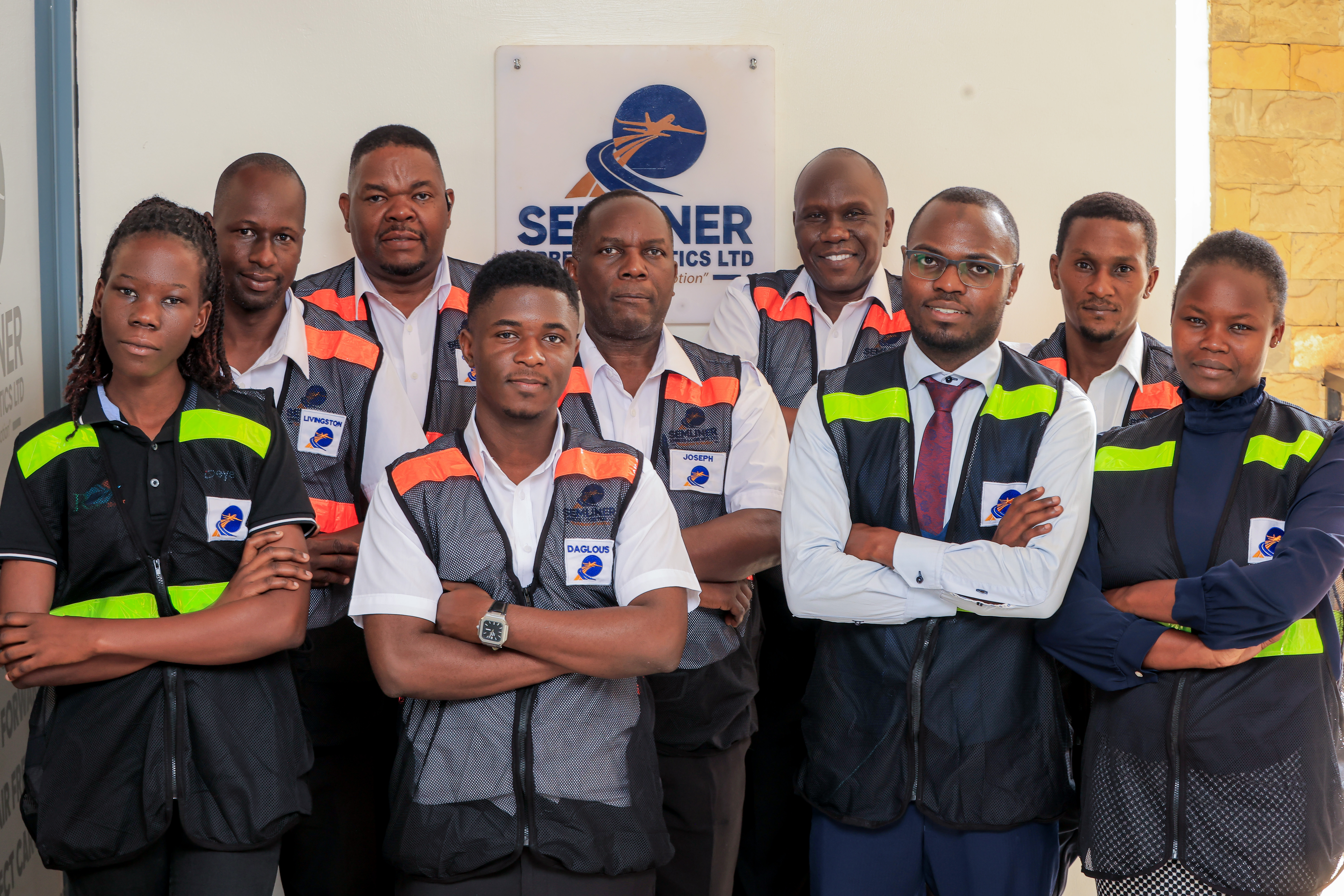 Semliner Xpress Logistics team collaborating on logistics operations